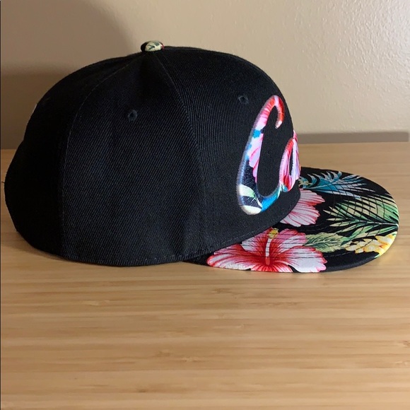 Cali Hat - Picture 2 of 4
